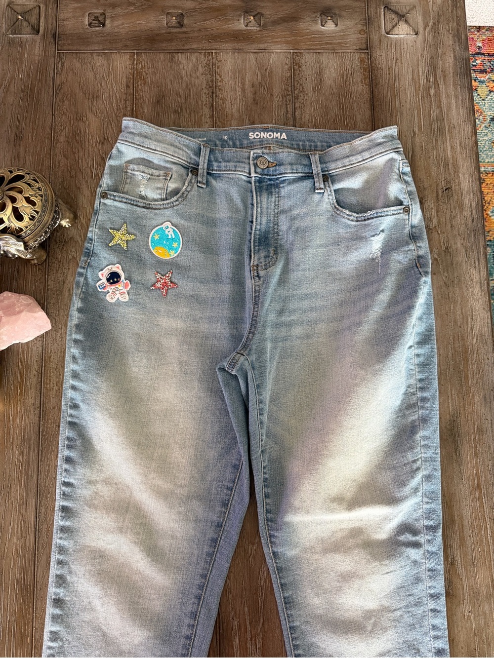 SONOMA Light Blue Women’s Boyfriend Jeans with Playful Patches - Picture 2 of 10